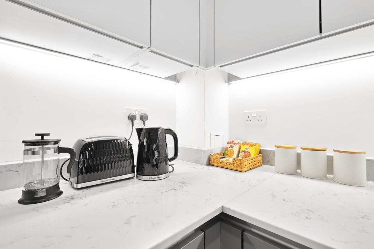 2 Bedroom Luxury With Parking In Stanmore, North West By 360 London Stanmore (Greater London)