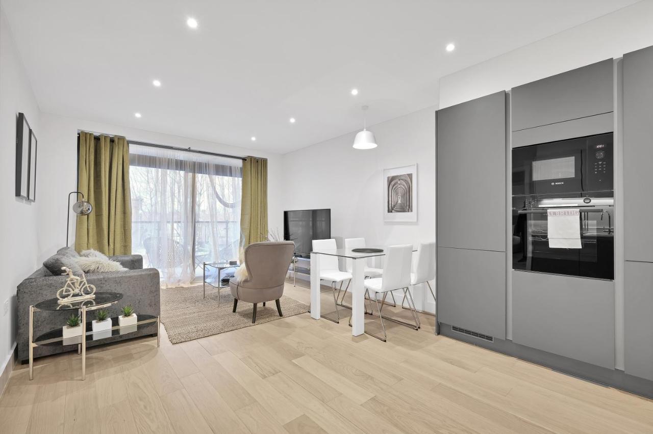 Apartment 2 Bedroom Luxury With Parking In Stanmore, North West By 360 London Stanmore (Greater London)