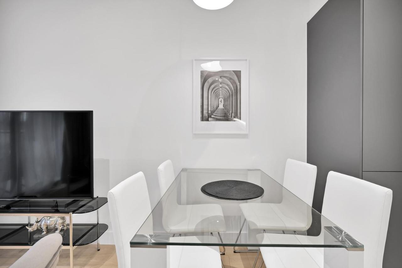 Apartment 2 Bedroom Luxury With Parking In Stanmore, North West By 360 London *