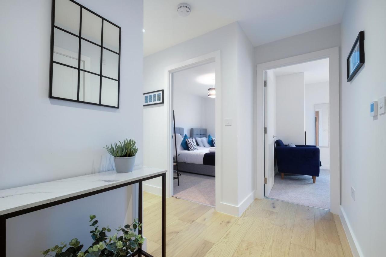 2 Bedroom Luxury With Parking In Stanmore, North West By 360 London Apartment Stanmore (Greater London)
