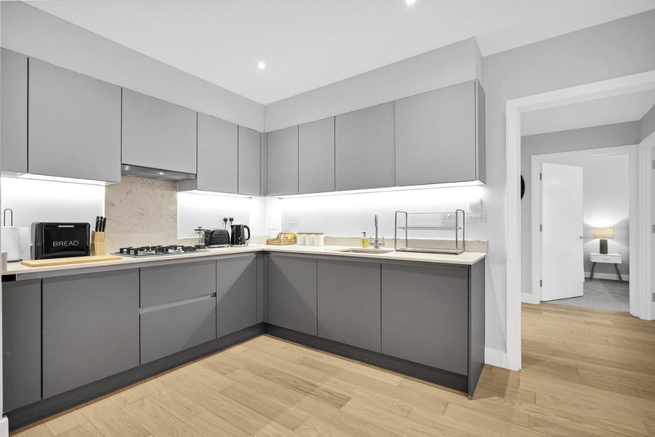 2 Bedroom Luxury With Parking In Stanmore, North West By 360 London * Stanmore (Greater London)
