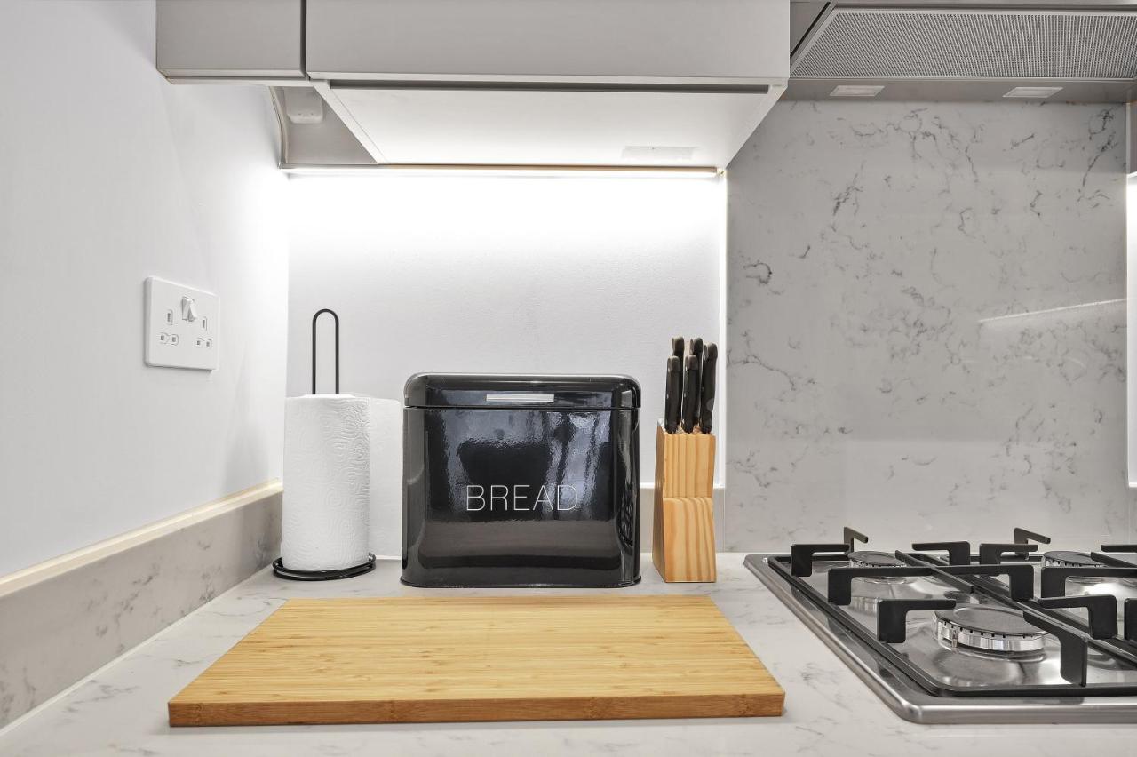 2 Bedroom Luxury With Parking In Stanmore, North West By 360 London * Stanmore (Greater London)