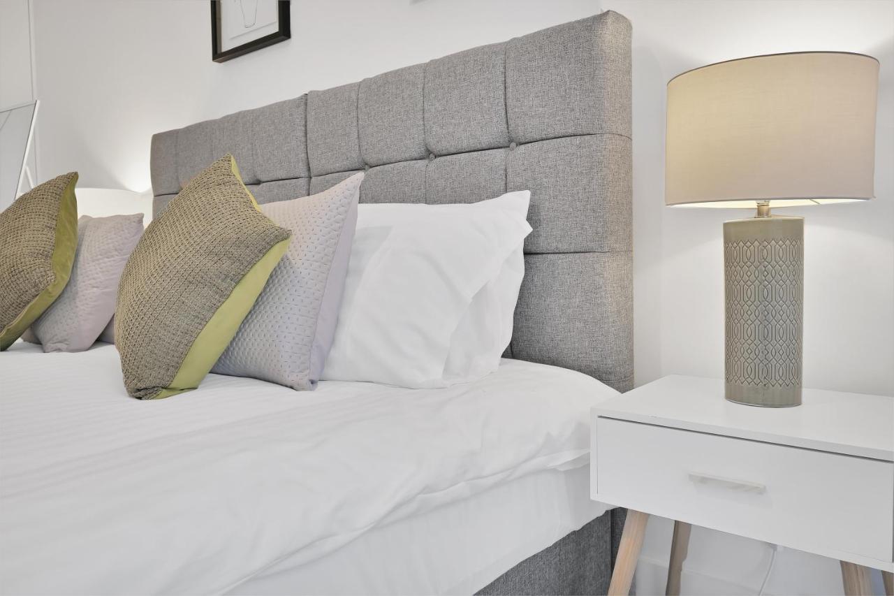 2 Bedroom Luxury With Parking In Stanmore, North West By 360 London Apartamento